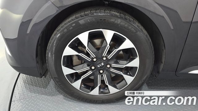 Kia Carnival 4-го поколения 9-Seater Signature - фото 4
