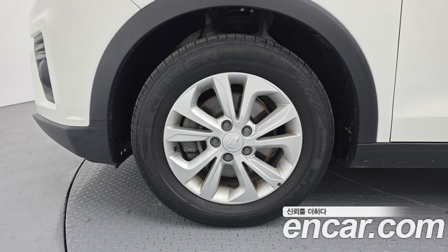 SsangYong Tivoli Gasoline 1.5 2WD V3 - фото 4