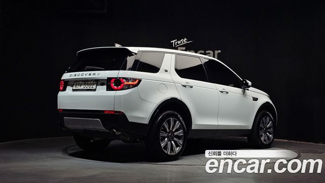 Land Rover Discovery Sport Sports 2.0 TD4 HSE Luxury - фото 1
