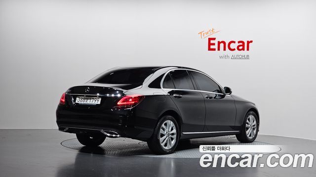 Mercedes-Benz C-Class W205 C200 Avantgarde - фото 1