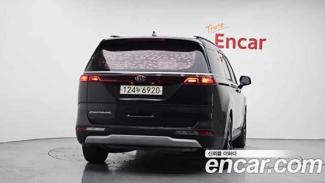 Kia Carnival 4-го поколения 9-Seater Prestige - фото 3