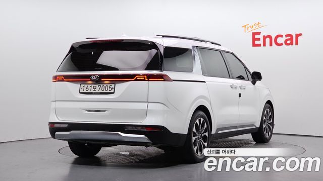 Kia Carnival 4-го поколения Gasoline 7-Seater Signature - фото 1