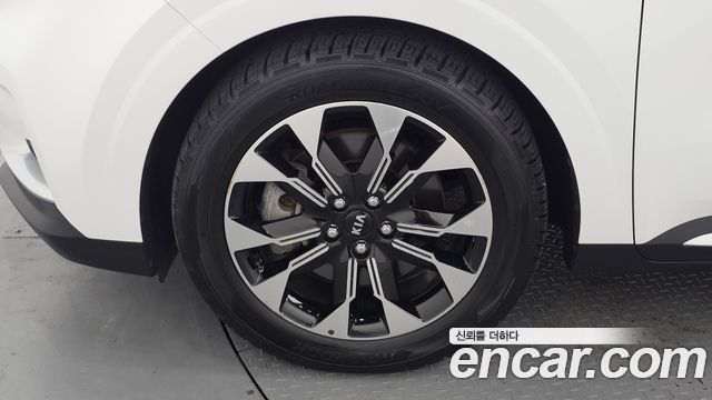 Kia Carnival 4-го поколения Gasoline 7-Seater Signature - фото 4