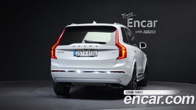 Volvo XC90 2-го поколения T8 Ultimate Bright Hybrid - фото 3