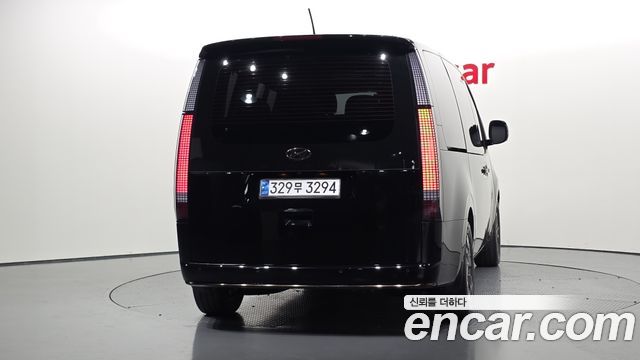 Hyundai Staria Lounge 7-Seater Inspiration - фото 3