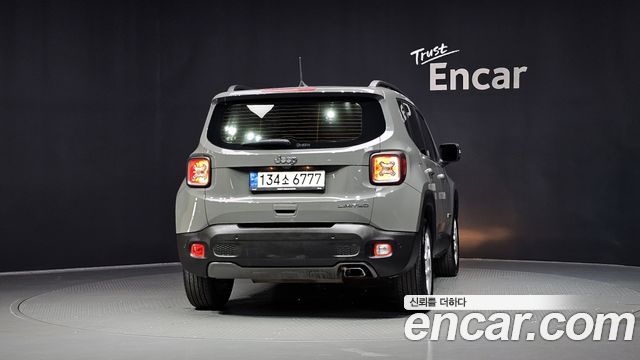 Jeep Renegade 2.4 Limited - фото 3