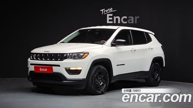 Jeep Compass 2-го поколения 2,4 Sport 2WD - фото 0