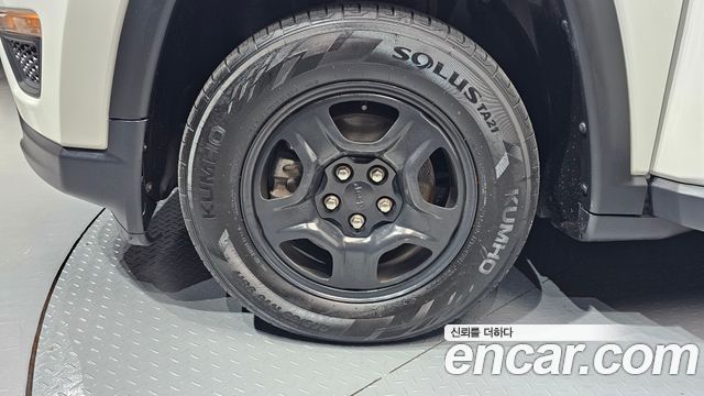 Jeep Compass 2-го поколения 2,4 Sport 2WD - фото 4