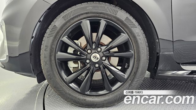Kia Carnival Новый 9-Seater Noblesse Special - фото 4