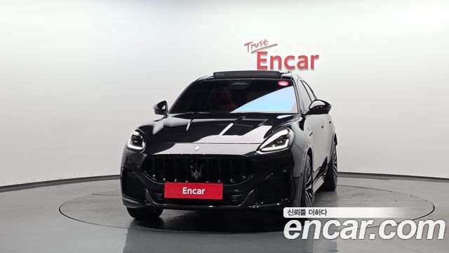 Maserati Grecale 3.0 AWD Trofeo - фото 2