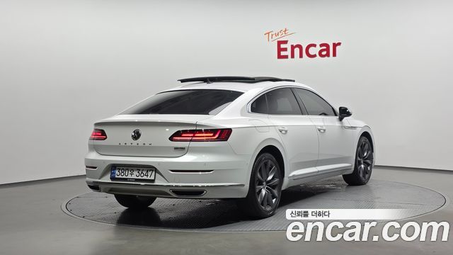 Volkswagen Arteon 2.0 TDI Presige 4Motion - фото 1