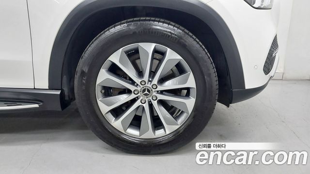 Mercedes-Benz GLE-Class W167 GLE300d 4MATIC - фото 4