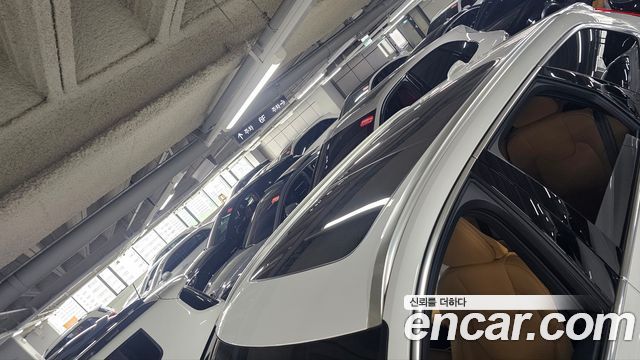 Volvo XC60 2-го поколения B6 Ultimate Bright - фото 2