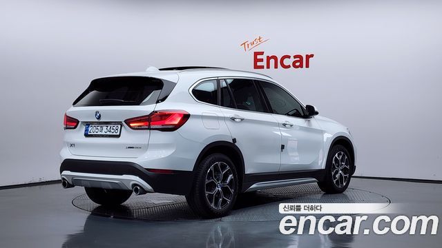 BMW X1 F48 xDrive 20i xLine - фото 1
