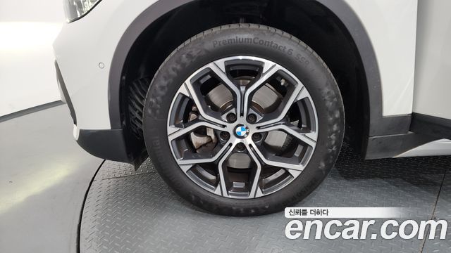 BMW X1 F48 xDrive 20i xLine - фото 4