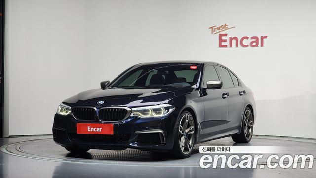 BMW 5-Series G30 M550d xDrive - фото 0