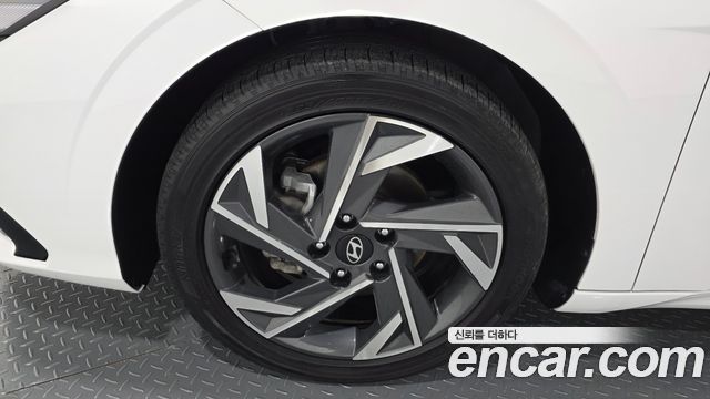 Hyundai Avante Новый CN7 1.6 Modern - фото 4