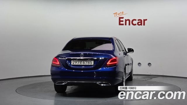 Mercedes-Benz C-Class W205 C220 d Avantgarde - фото 3