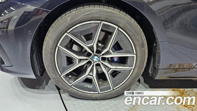 BMW 5-Series G60 520i M Sport - фото 4