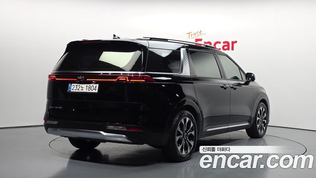 Kia Carnival 4-го поколения 9-Seater Signature - фото 1