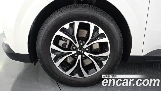 Kia Carnival 4-го поколения 9-Seater Prestige - фото 4