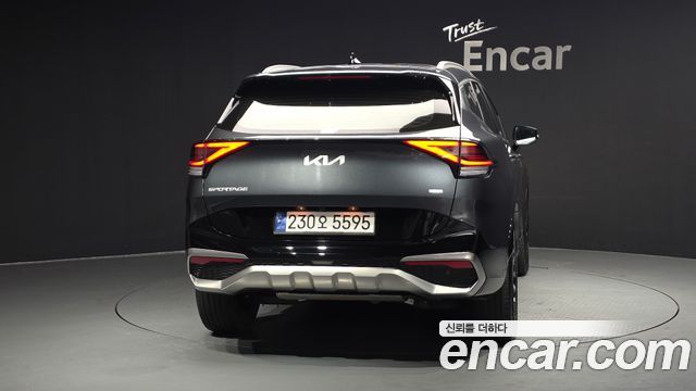 Kia Sportage 5-го поколения, гибрид Signature 2WD - фото 3