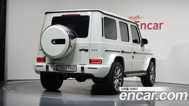 Mercedes-Benz G-Class AMG G63 - фото 1