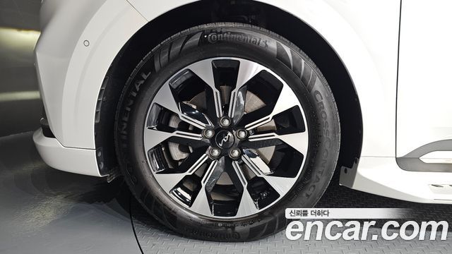 Kia Carnival 4-го поколения Gasoline 9-Seater Hi-Limousine Signature - фото 4