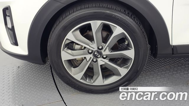Kia Stonic 1.4 Trendy - фото 4