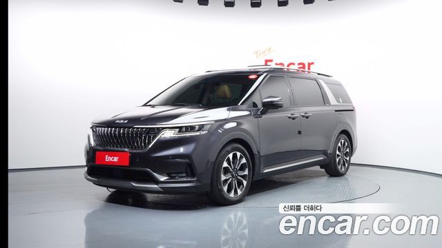 Kia Carnival 4-го поколения 9-Seater Signature - фото 0