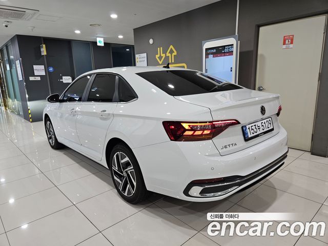 Volkswagen Jetta 7-го поколения 1.5 TSI Prestige - фото 1