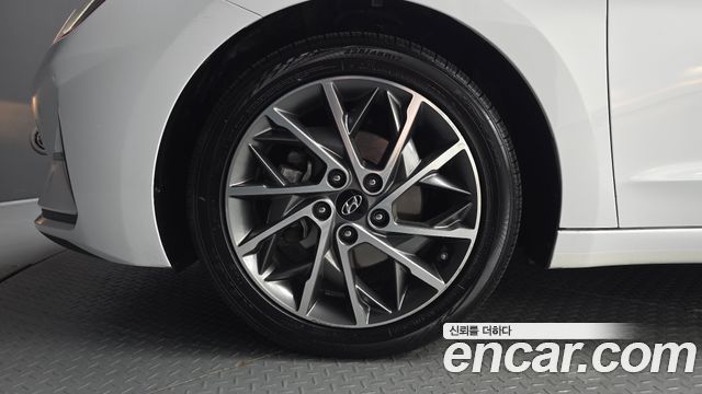 Hyundai Avante Новый AD 1.6 Smart Choice - фото 4
