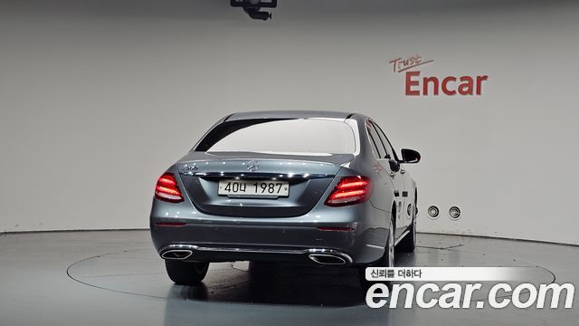 Mercedes-Benz E-Class W213 E300 Exclusive - фото 2