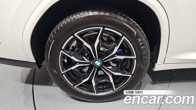 BMW X4 G02 xDrive20i M Sport - фото 4