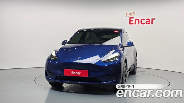 Tesla Model Y RWD - фото 2