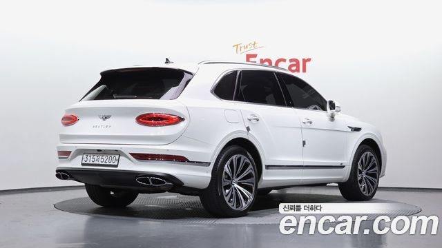Bentley Bentayga 4.0 V8 - фото 1