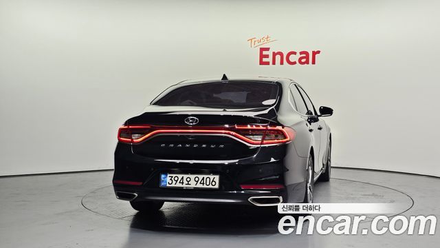 Hyundai Grandeur IG 3.0 Premium - фото 3