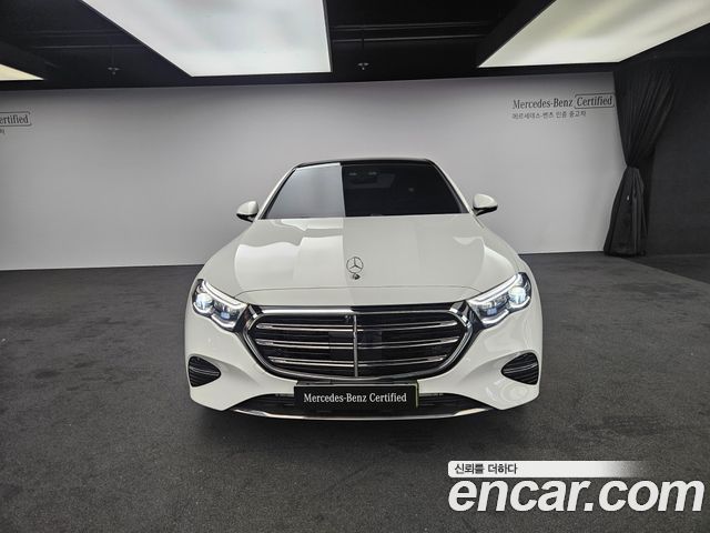 Mercedes-Benz E-Class W214 E450 4MATIC Exclusive - фото 1