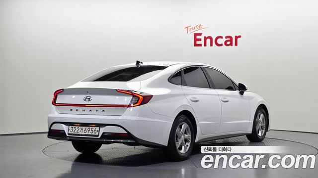 Hyundai Sonata DN8 2.0 Premium - фото 1
