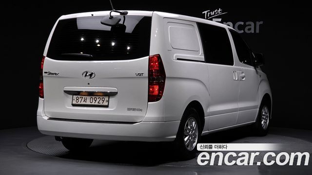 Hyundai Starex Новый Van 5-Seater Smart - фото 1