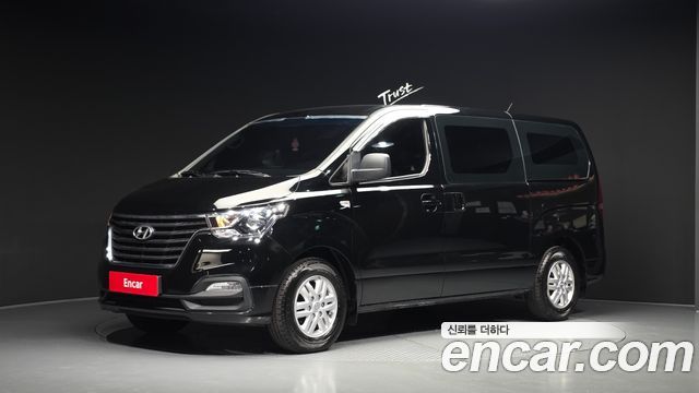 Hyundai Starex Новый Van 3-Seater Smart - фото 0