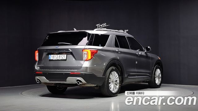 Ford Explorer 6-го поколения 2.3 LimIted 4WD - фото 1