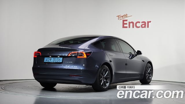 Tesla Model 3 Long Range AWD - фото 1