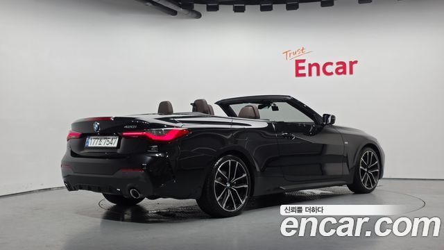 BMW 4-Series G22 420i M Sport Convertible - фото 1