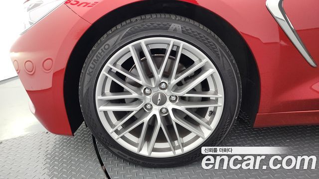 Genesis G70 2.0T Elite - фото 4