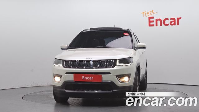 Jeep Compass 2-го поколения 2.4 Limitied AWD - фото 2