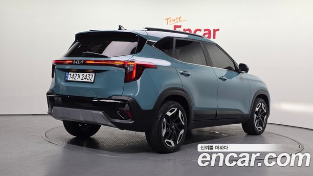 Kia Seltos Новый Gasoline 2.0 2WD Signature - фото 1