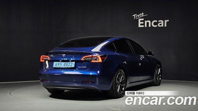 Tesla Model 3 Long Range AWD - фото 1