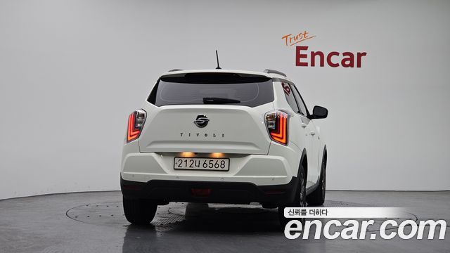 SsangYong Tivoli Gasoline 1.5 2WD V3 - фото 3
