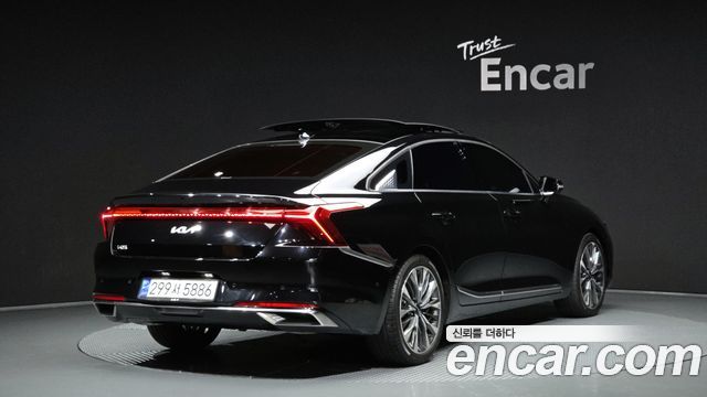 Kia K8 2.5 Gasoline 2WD Signature - фото 1
